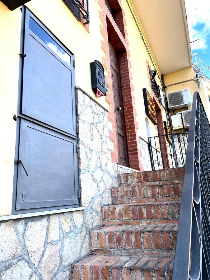 Enza'S Home تاورمينا المظهر الخارجي الصورة